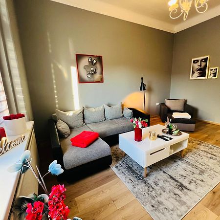 Wolności 21 Jelenia Góra Apartamento Exterior foto