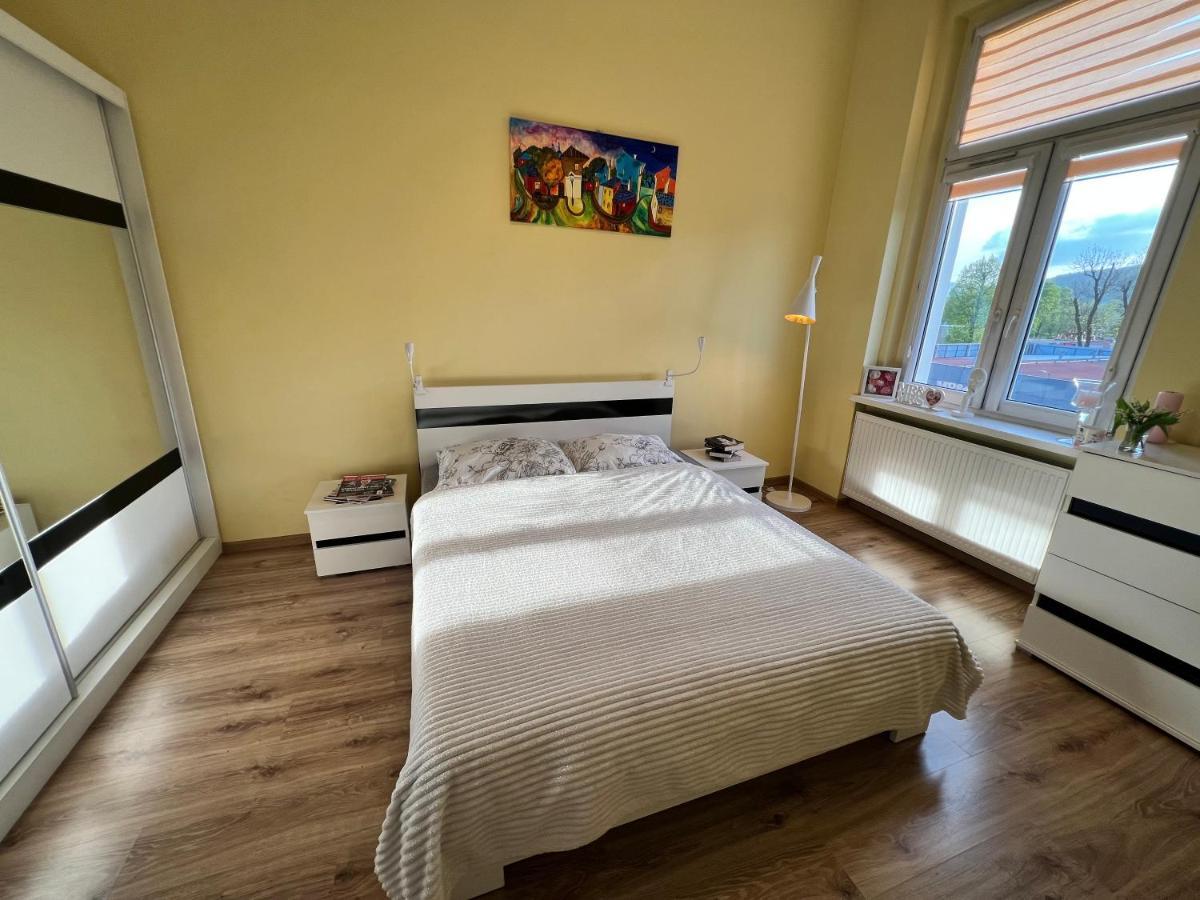 Wolności 21 Jelenia Góra Apartamento Exterior foto