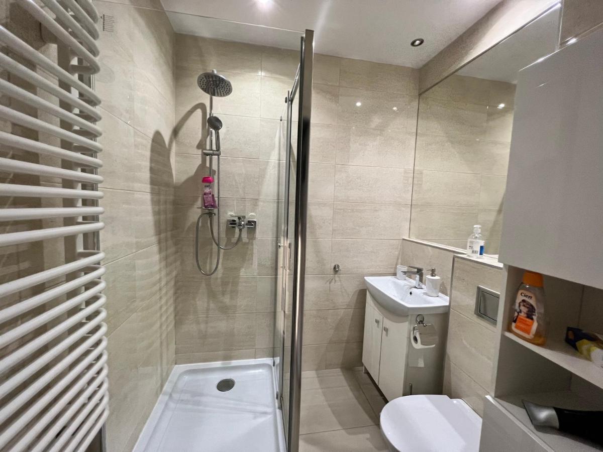 Wolności 21 Jelenia Góra Apartamento Exterior foto