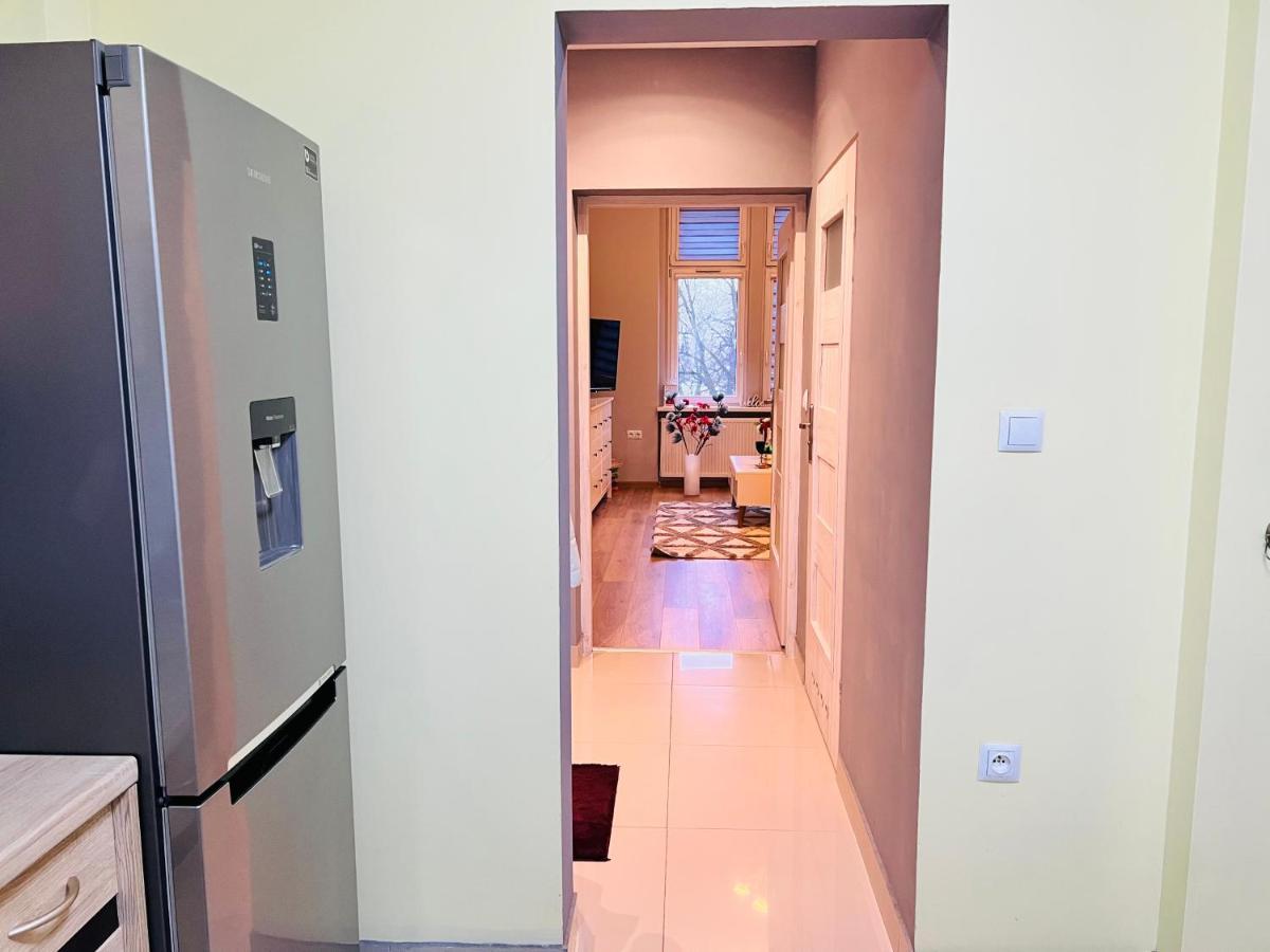 Wolności 21 Jelenia Góra Apartamento Exterior foto