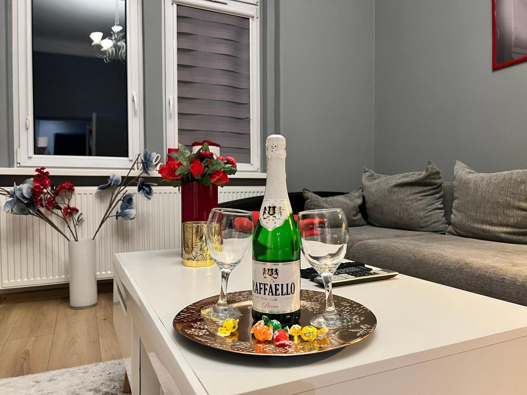Wolności 21 Jelenia Góra Apartamento Exterior foto