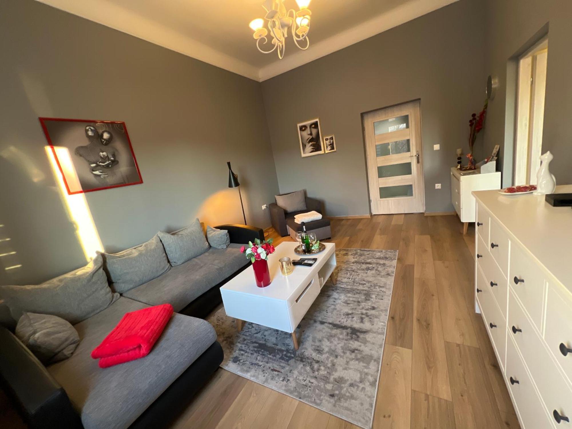 Wolności 21 Jelenia Góra Apartamento Exterior foto