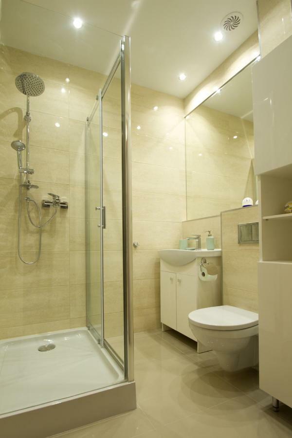 Wolności 21 Jelenia Góra Apartamento Exterior foto